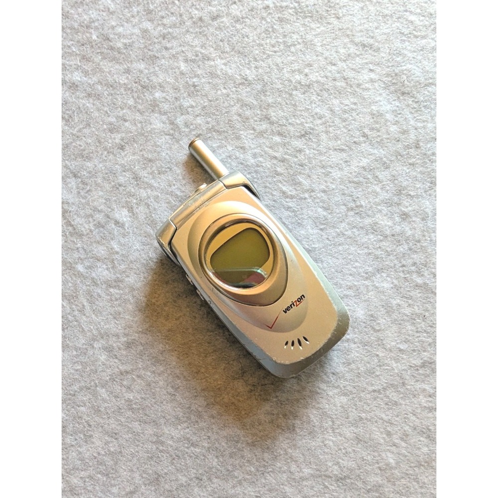 PARTS ONLY UTStarcom CDM8900 Phone Verizon NO‎ Battery NO charger